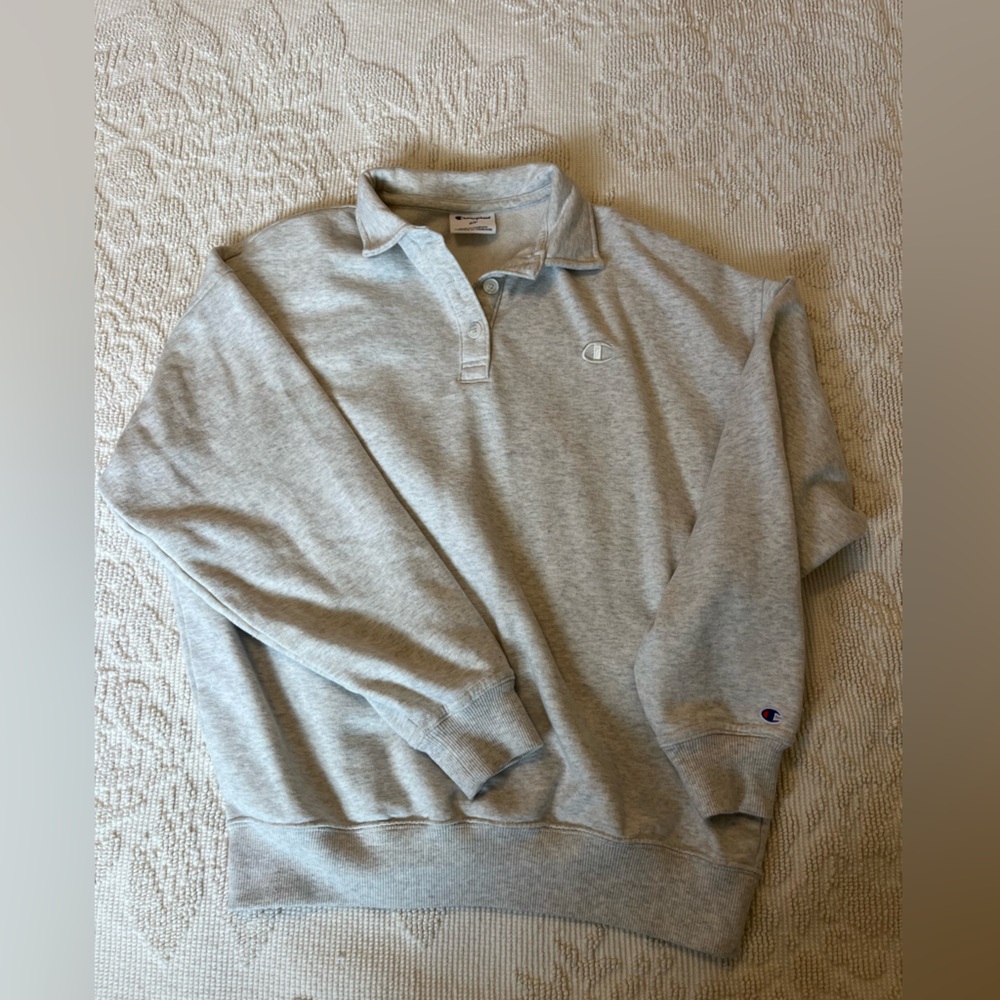 🩶CHAMPS COLLARED LOGO CREW NECK 🩶